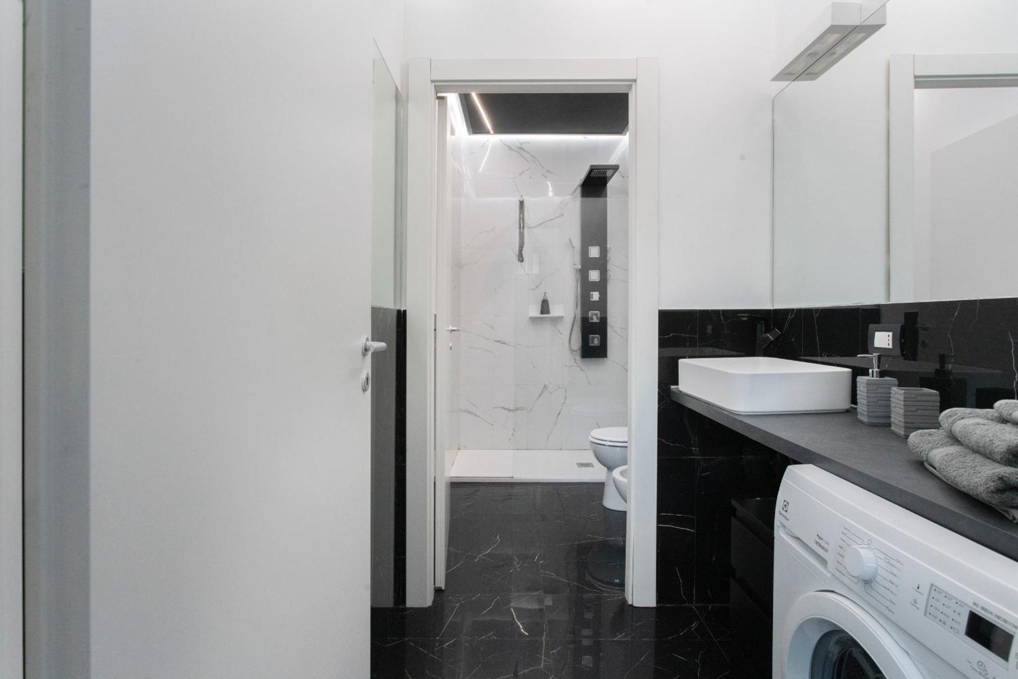 Elegant Sweet Home Suite - Milan, 15 Minute Duomo Eksteriør billede